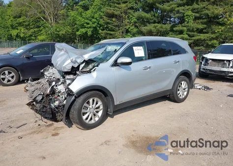 2016 Kia Sorento 2.4L Lx z USA, uszkodzony, nr VIN 5XYPGDA38GG041748